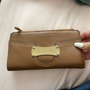 Michael kors wallet